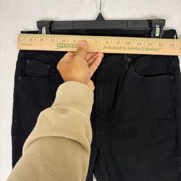 Mother High Waisted Black Insider Crop Step Fray Jeans Size 29 - Picture 5 of 14